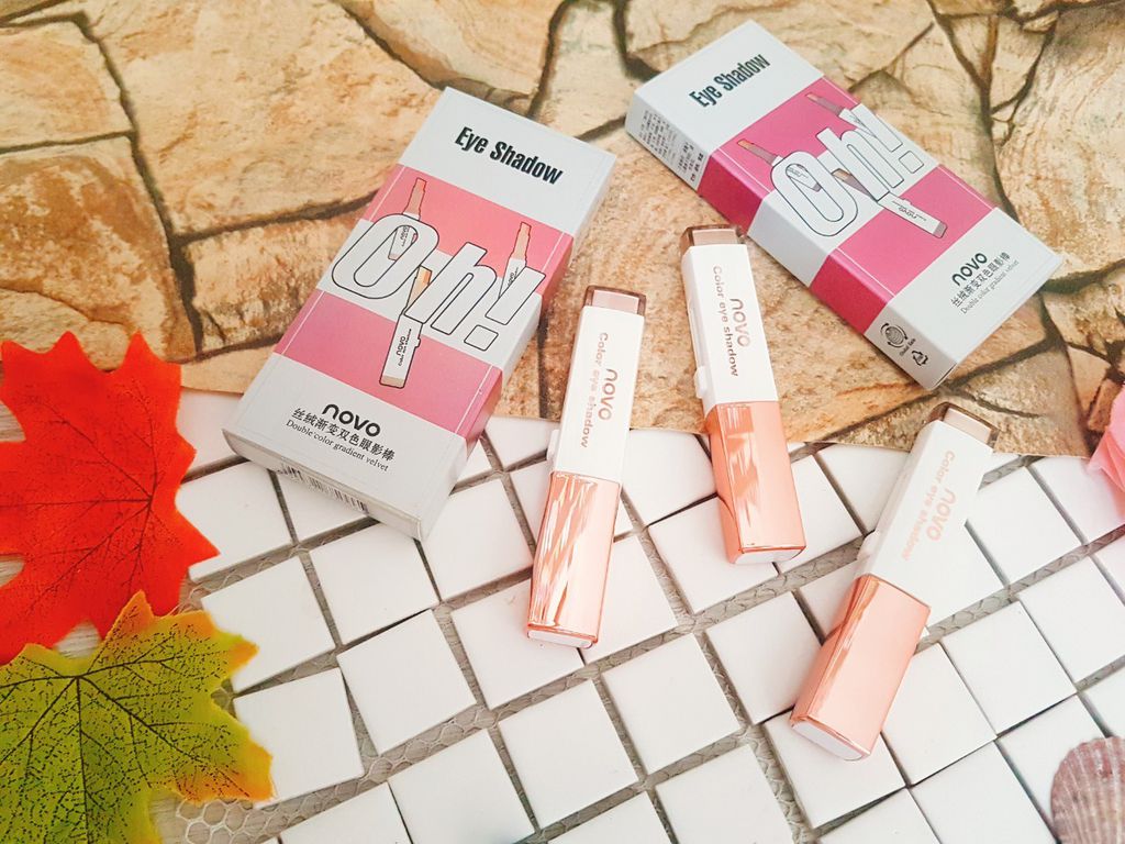 Phấn mắt dạng thỏi Novo