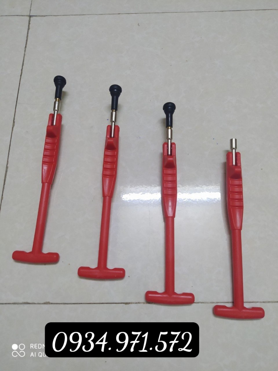 Cây rút van lốp xe không ruột