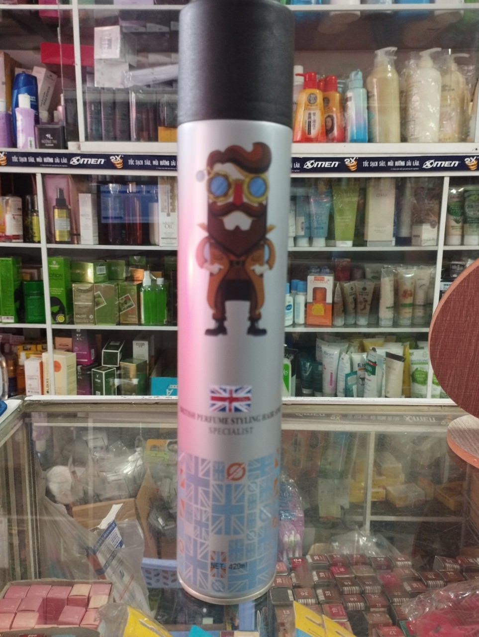 Xịt tạo kiểu giữ nếp cho tóc bucaneer baber 320ml