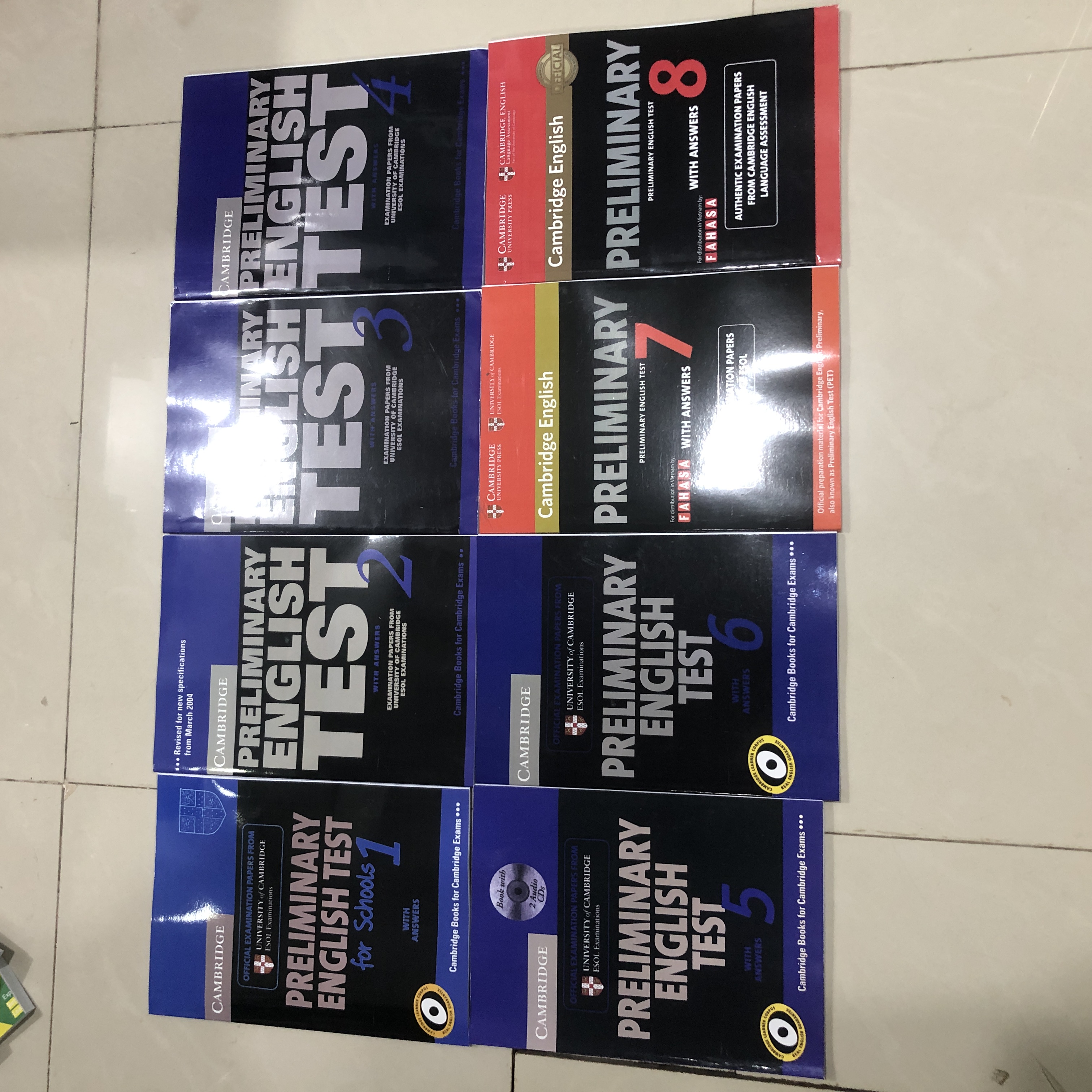 Bộ sách Cambridge Preliminary English Test 1-8 (File nghe được gửi qua mail)