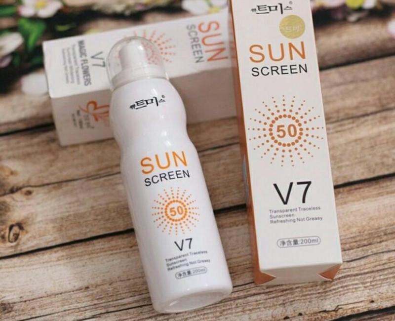 Xịt chống nắng V7 Sun Screen/ Sun Spray Protective nhập khẩu