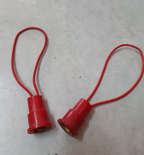 Đui Đèn Bóng Trái Ớt E12