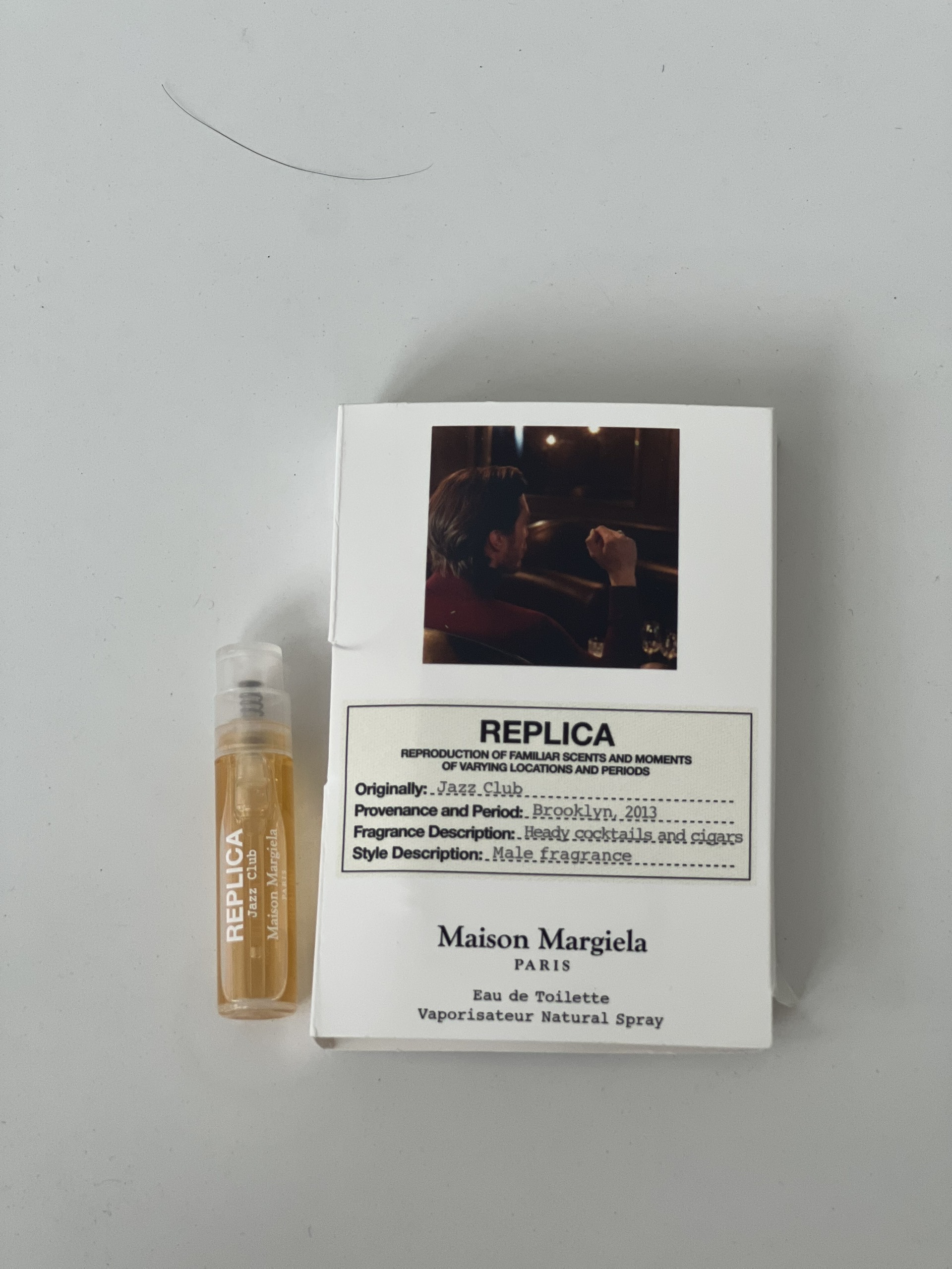 Mẫu thử Vial Sample nước hoa 𝗥𝗲𝗽𝗹𝗶𝗰𝗮 - 𝗝𝗮𝘇𝘇 𝗖𝗹𝘂𝗯 1.2ml (Cam kết chuẩn Auth)