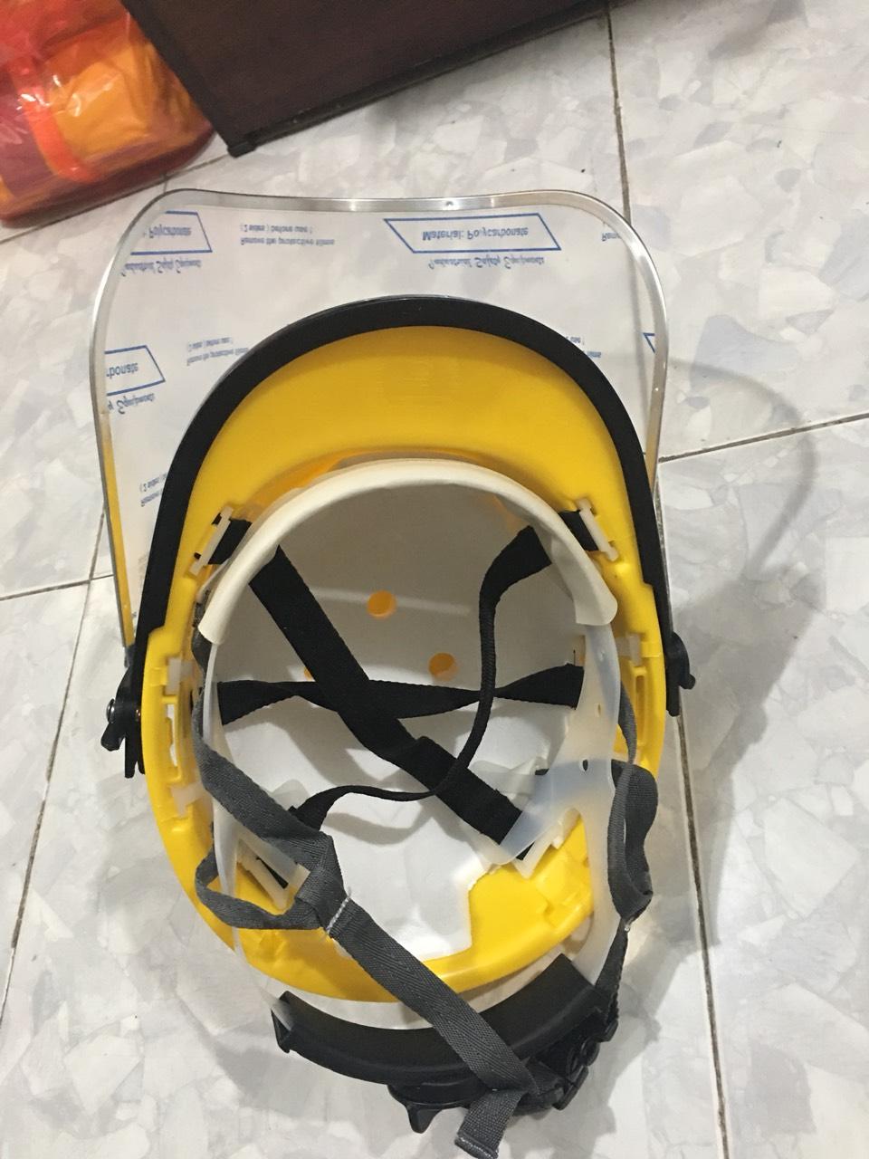 [HCM]Nón bảo hộ có kính che mặt SB-100