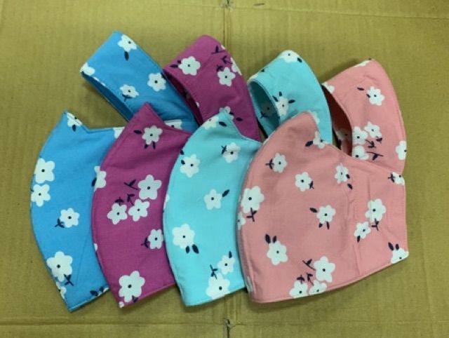 Khẩu trang nữ 3 lớp che trán