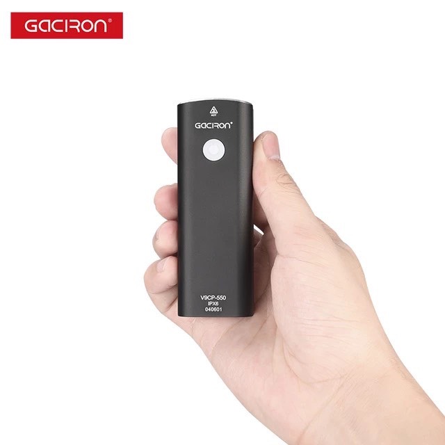 ĐÈN TRƯỚC GACIRON V9CP - 550LUMEN SẠC TYPE C