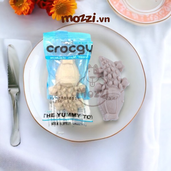 Snack cho chó Crocgy Cá sấu gặm sạch răng Thái Lan