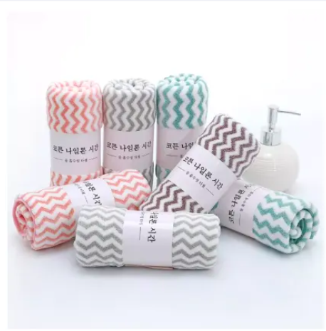 Khăn Mặt Cao Cấp Kích Thước 30x50cm (Màu ngẫu nhiên - khăn kẻ sọc)