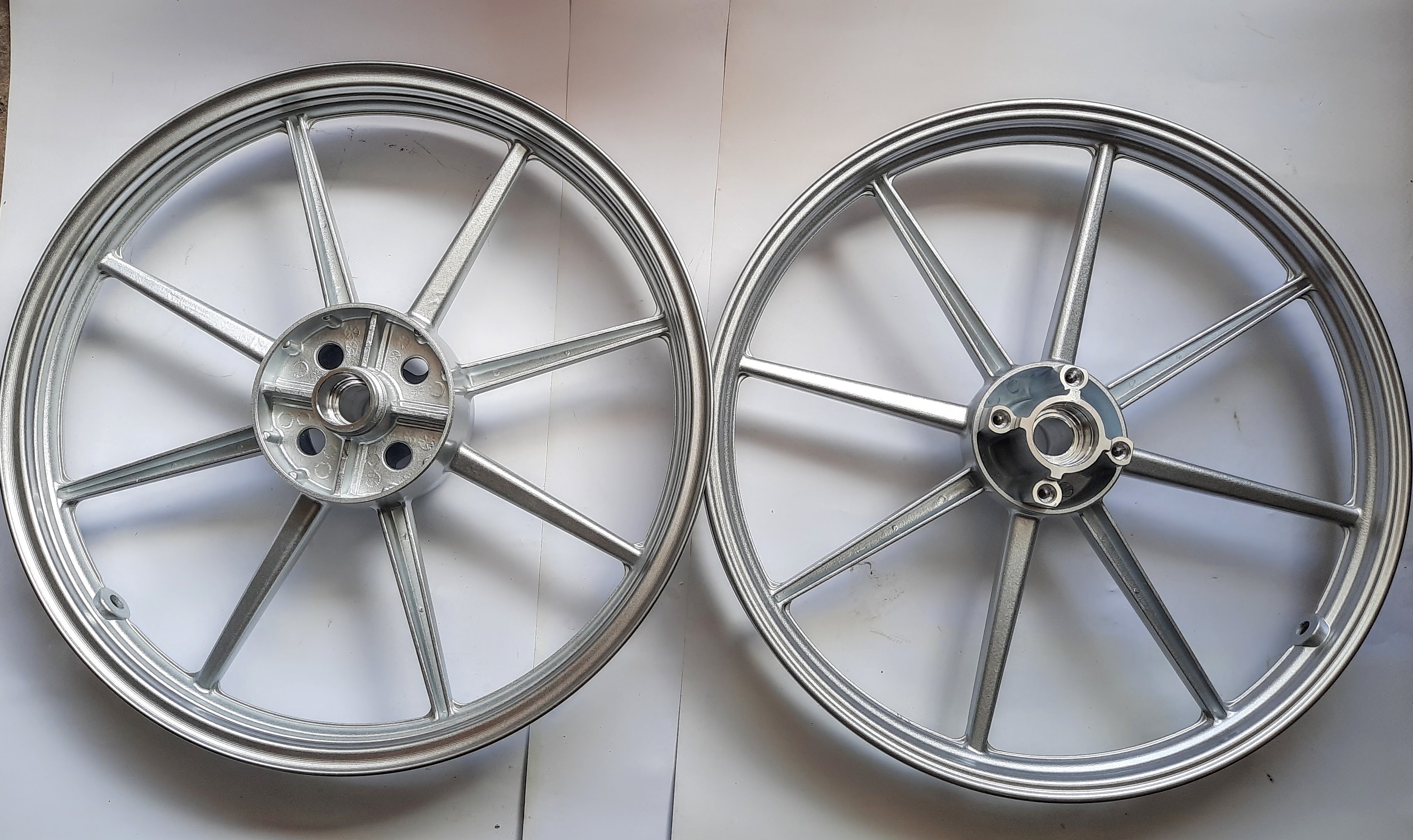 Mâm 8 cây kiểu như RCB dành cho Sonic 150 bản nhỏ 1.4 và 1.6