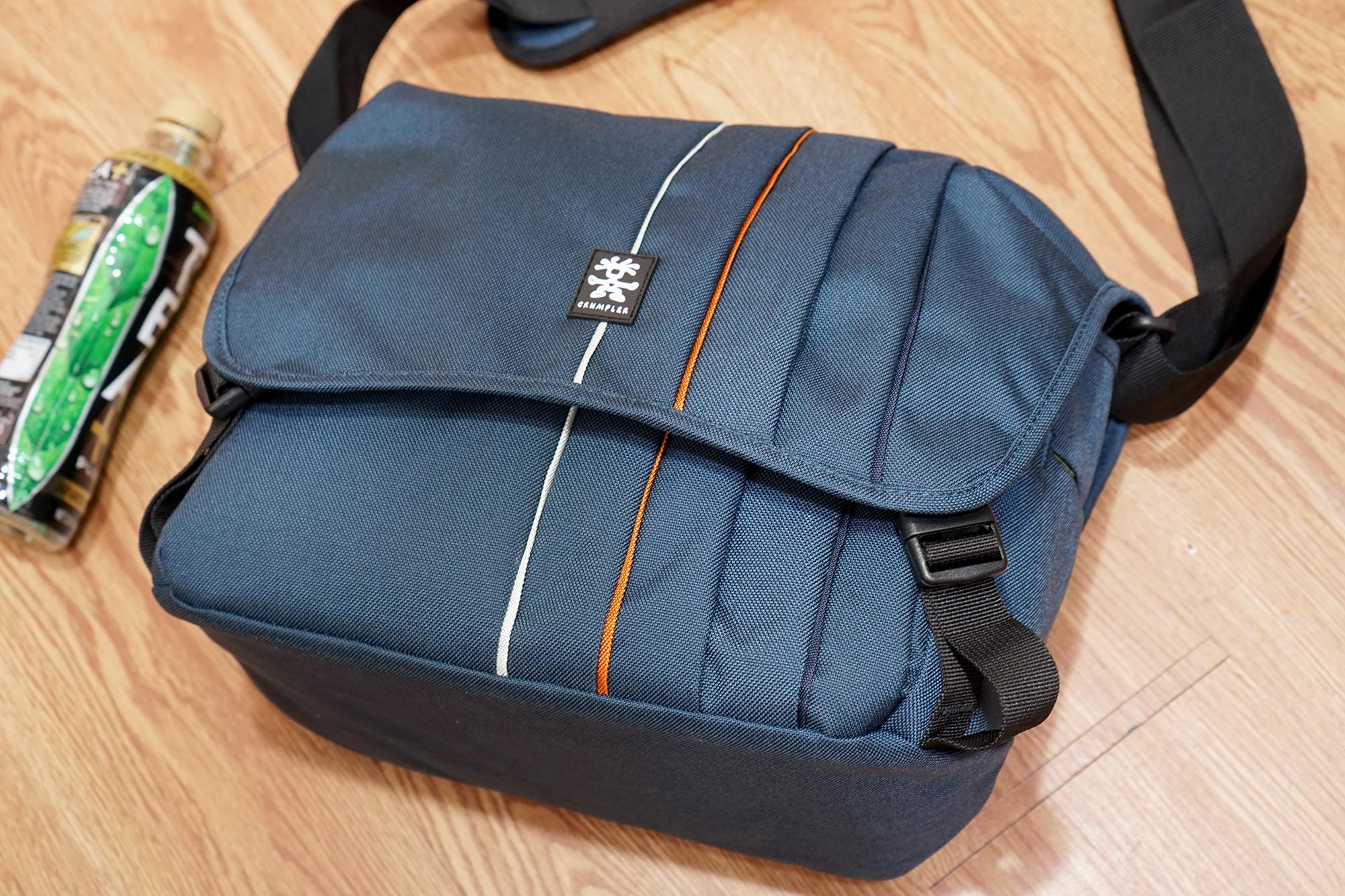 Túi đựng máy ảnh Crumpler 7500