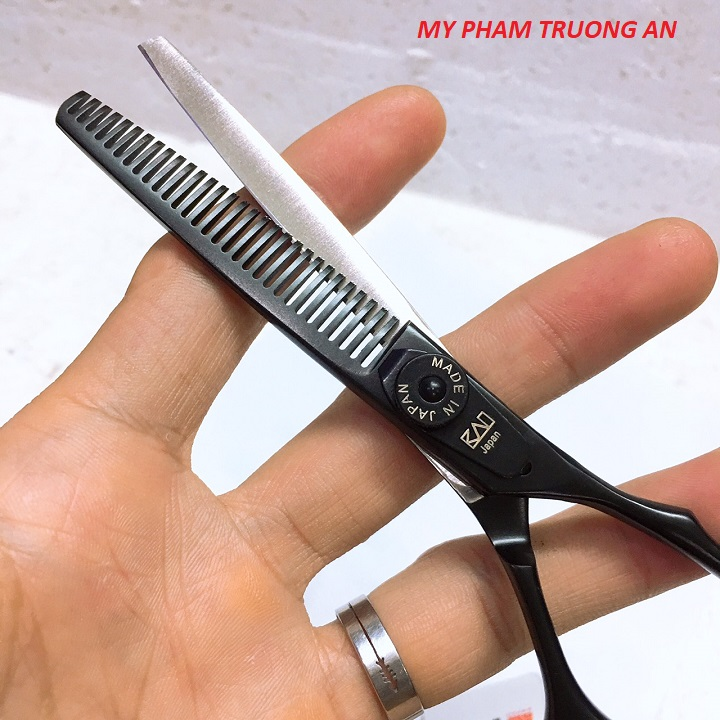 Kéo tỉa tóc Nhật Bản cao cấp màu đen 6.0inch