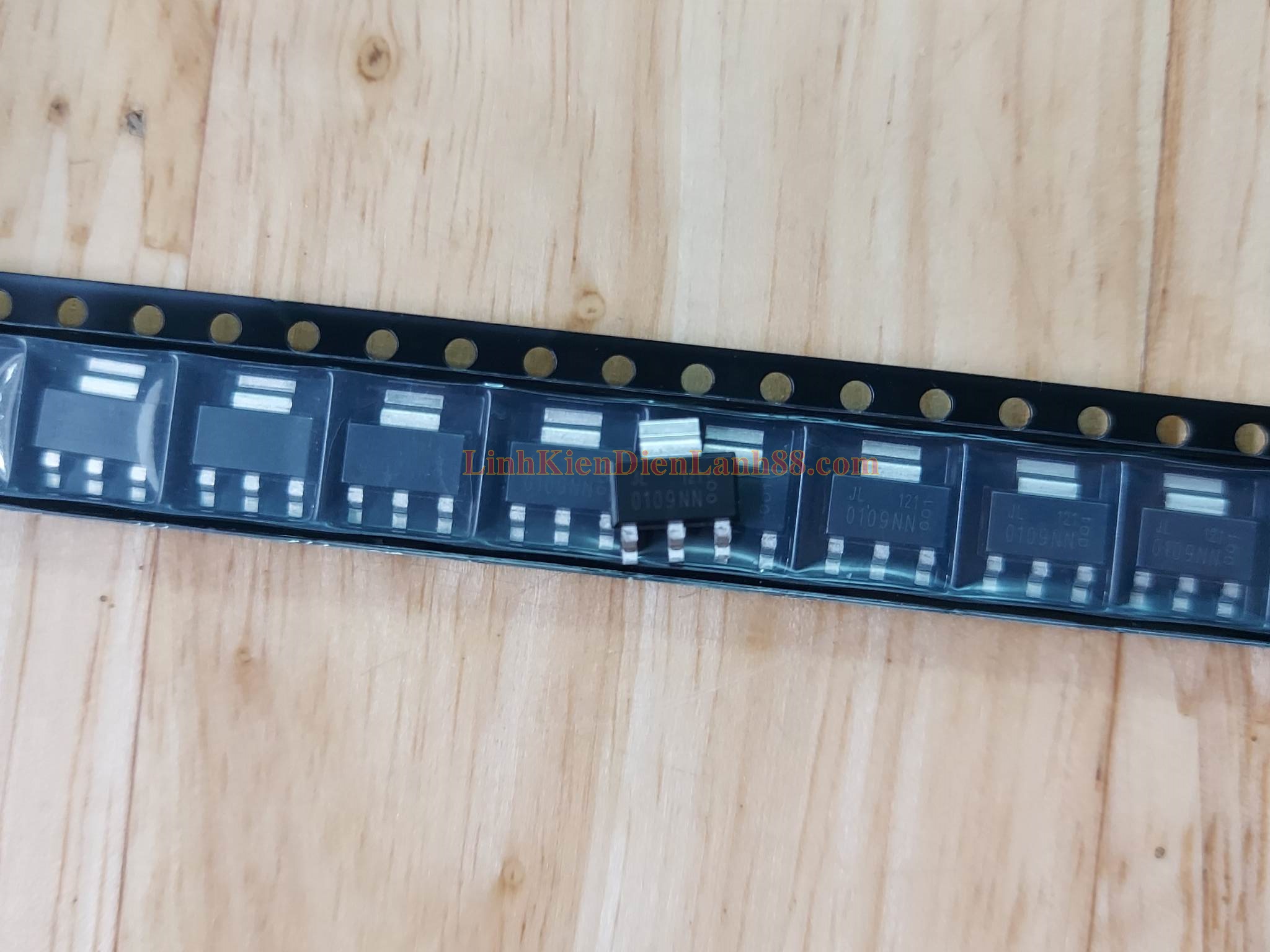 Triac Dán 0109NN mới chính Hãng Ween 100%.