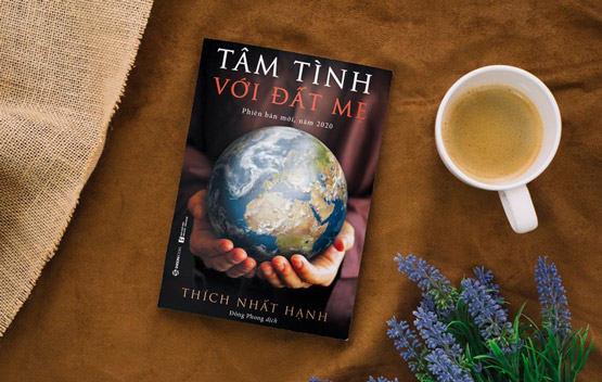Sách - Tâm Tình Với Đất Mẹ