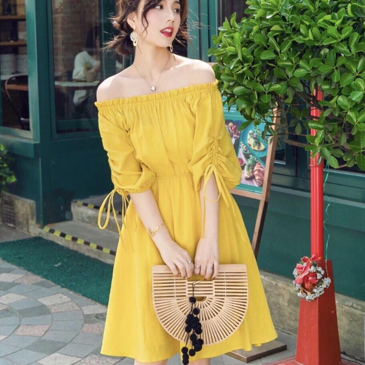 Đầm trẽ vai bánh bèo hl9238