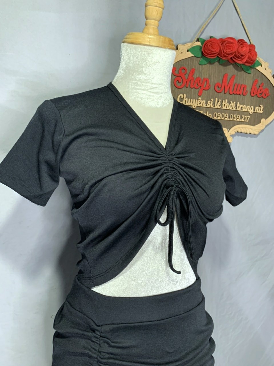 Set Áo Croptop Kèm Chân Váy Rút