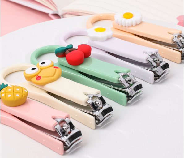 Sét 2 bấm móng tay cute (màu ngẫu nhiên)