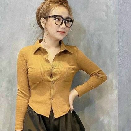 Áo sơ mi tay dài vạt bầu nút cài 2 túi chất liệu thun gân dầy c71