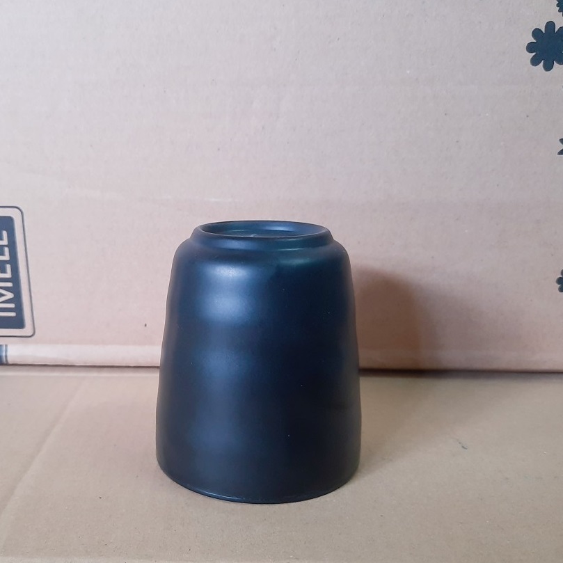 Ly Nhựa Melamine Nhám Đen (LY28N)