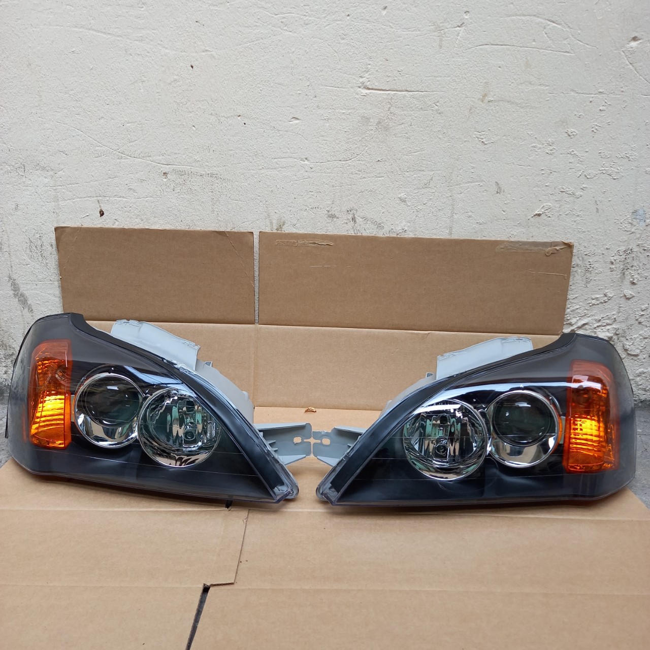 ĐÈN PHA DAEWOO MAGNUS 2.5 ( GIÁ CHO MỘT BÊN)