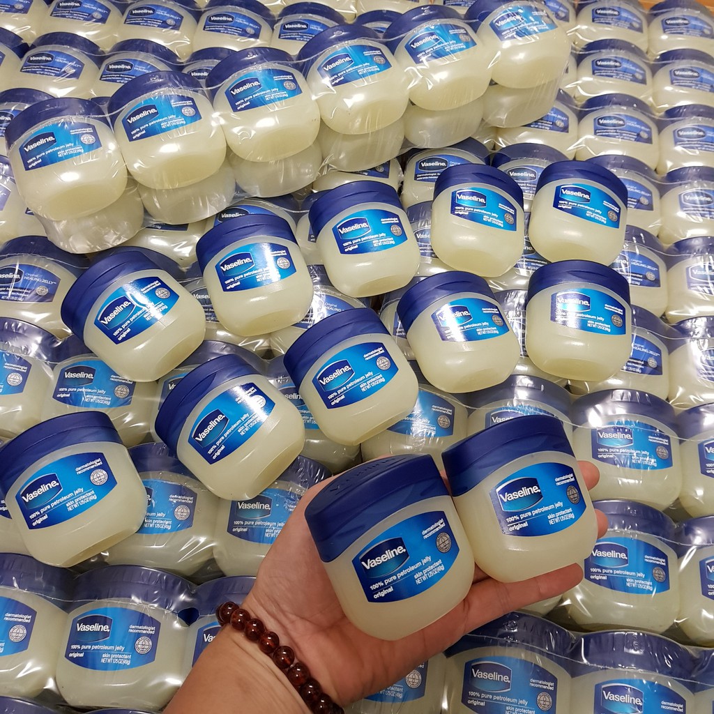Dưỡng môi Vaseline 49g USA