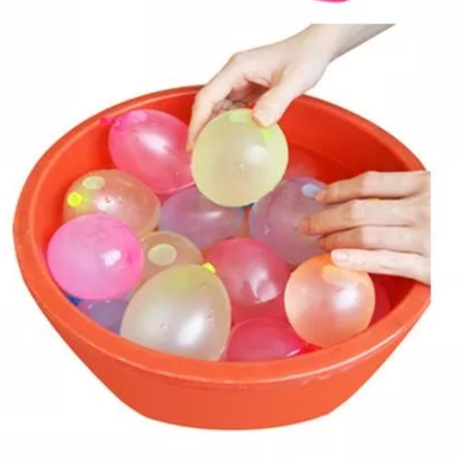 Bộ 111 quả bong bóng nước 3 chùm