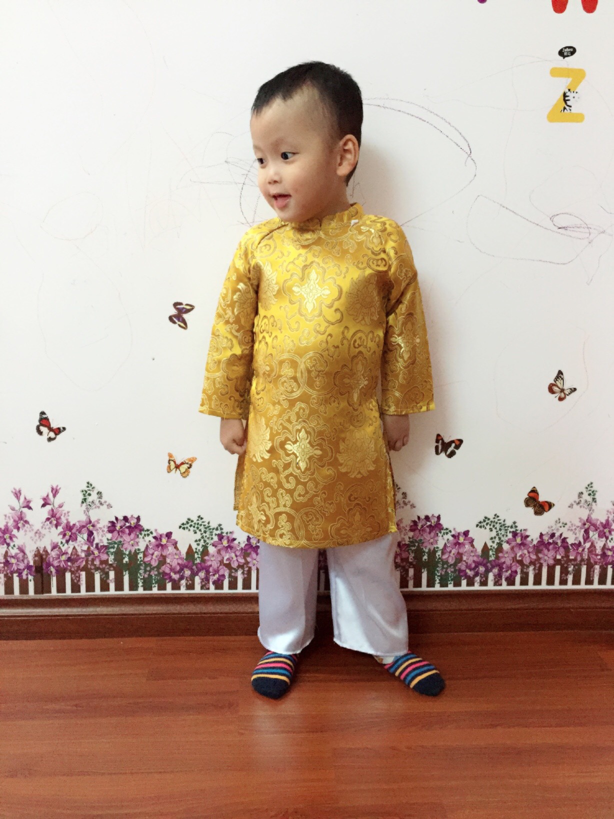 (SIÊU HOT) Áo dài cách tân cho bé trai (kèm quần lụa)