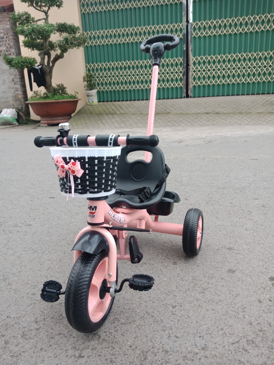 XE ĐẠP 3 BÁNH CÓ CẦN ĐẨY