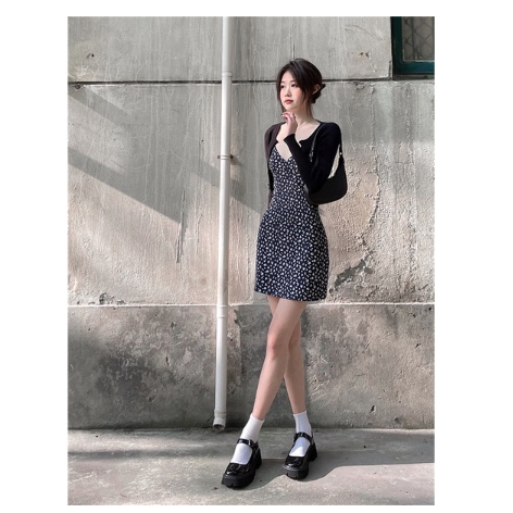 Set Đầm Hai Dây + Áo Khoác Siêu Xinh