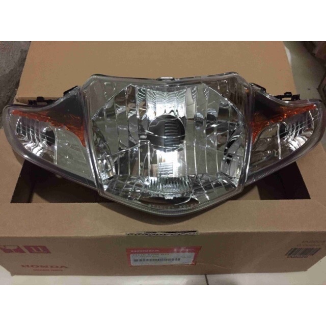 Pha đèn trước xe Wave S110 hãng Honda