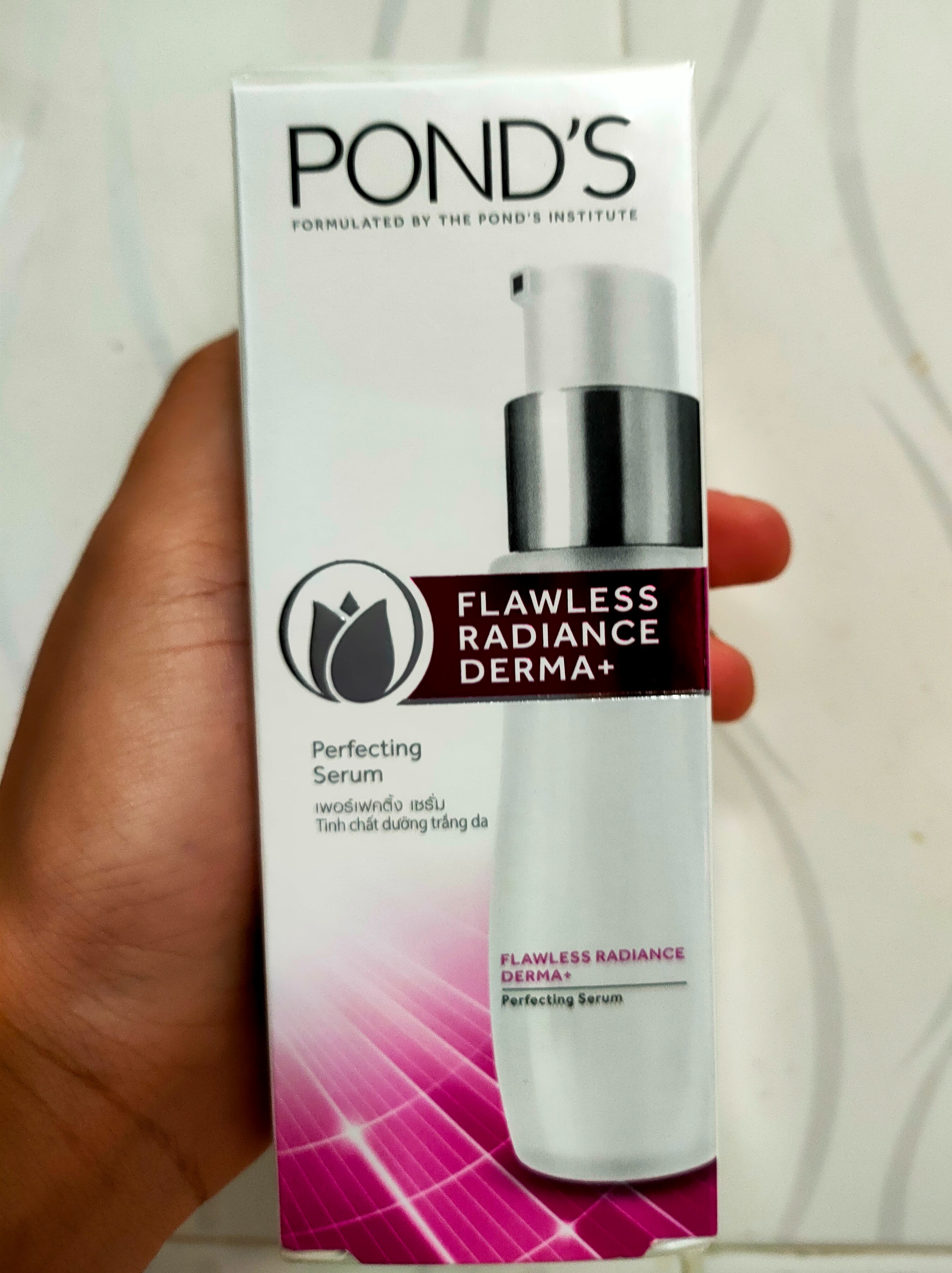 [HCM]Tinh chất serum dưỡng trắng Ponds