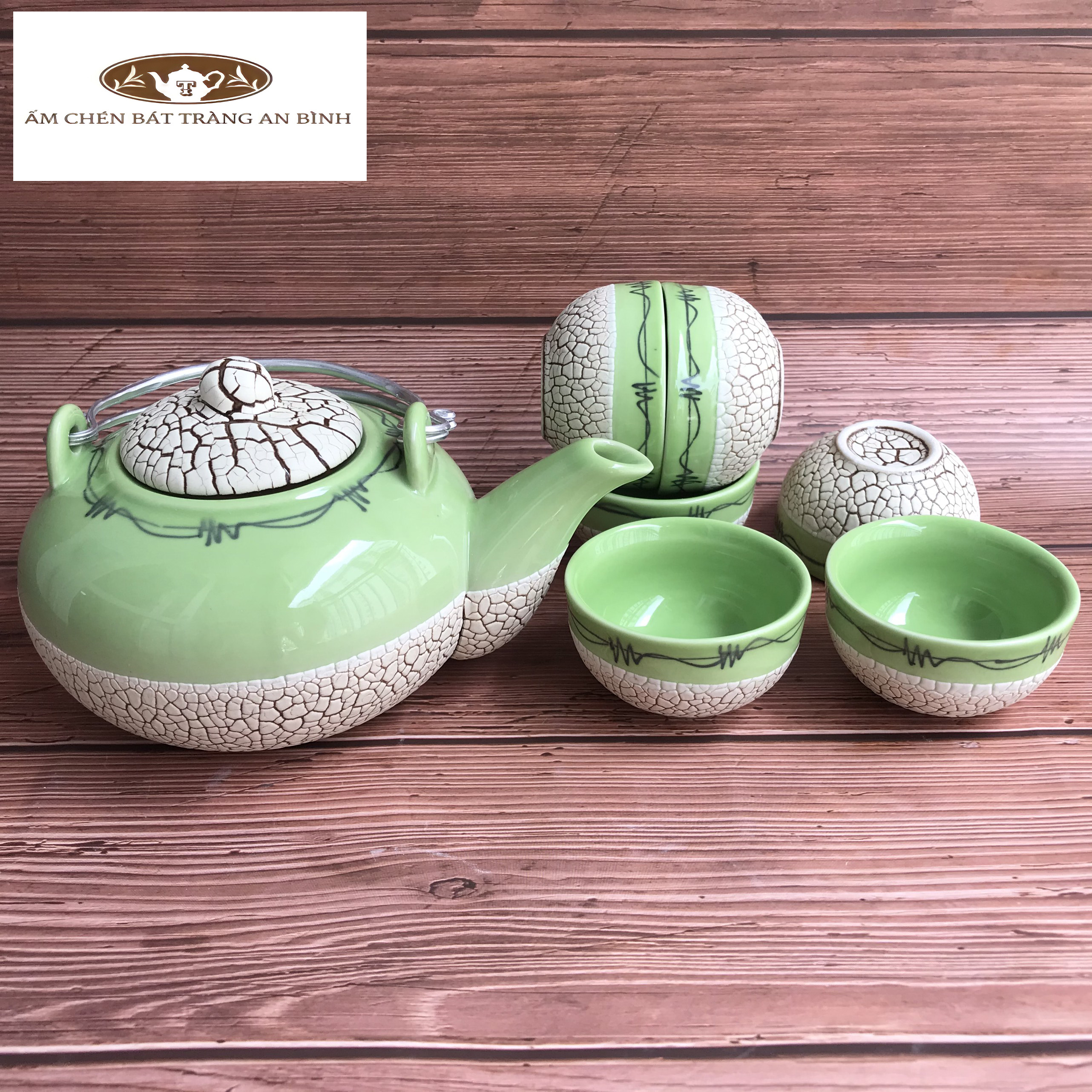 Bộ ấm chén gốm sứ Bát Tràng men Rạn Xanh Tròn