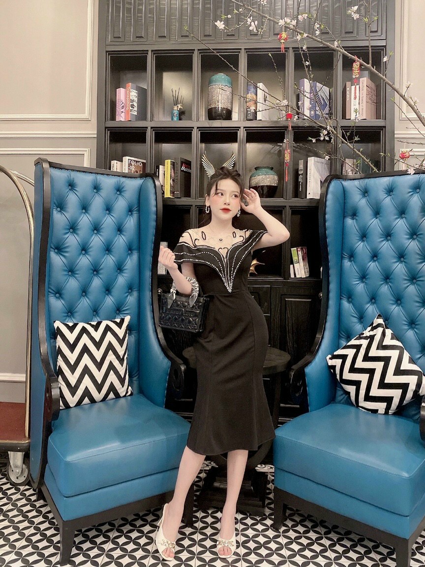 Đầm Body đuôi Cá kết pha lê - YB220159