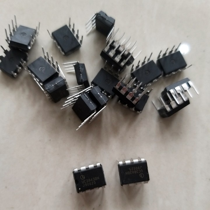 Uc 3843  Bộ 15 Con - Uc 3843
