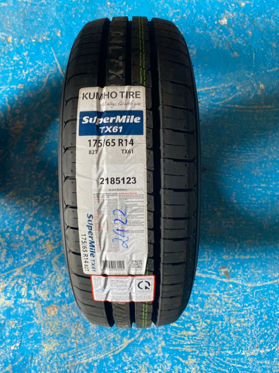 Lốp kumho 175/65r14 tx61