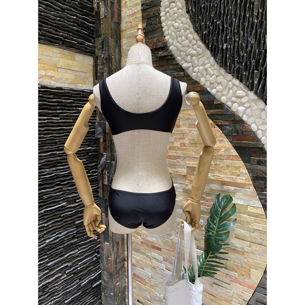 Bikini liền thân phối xích sexy