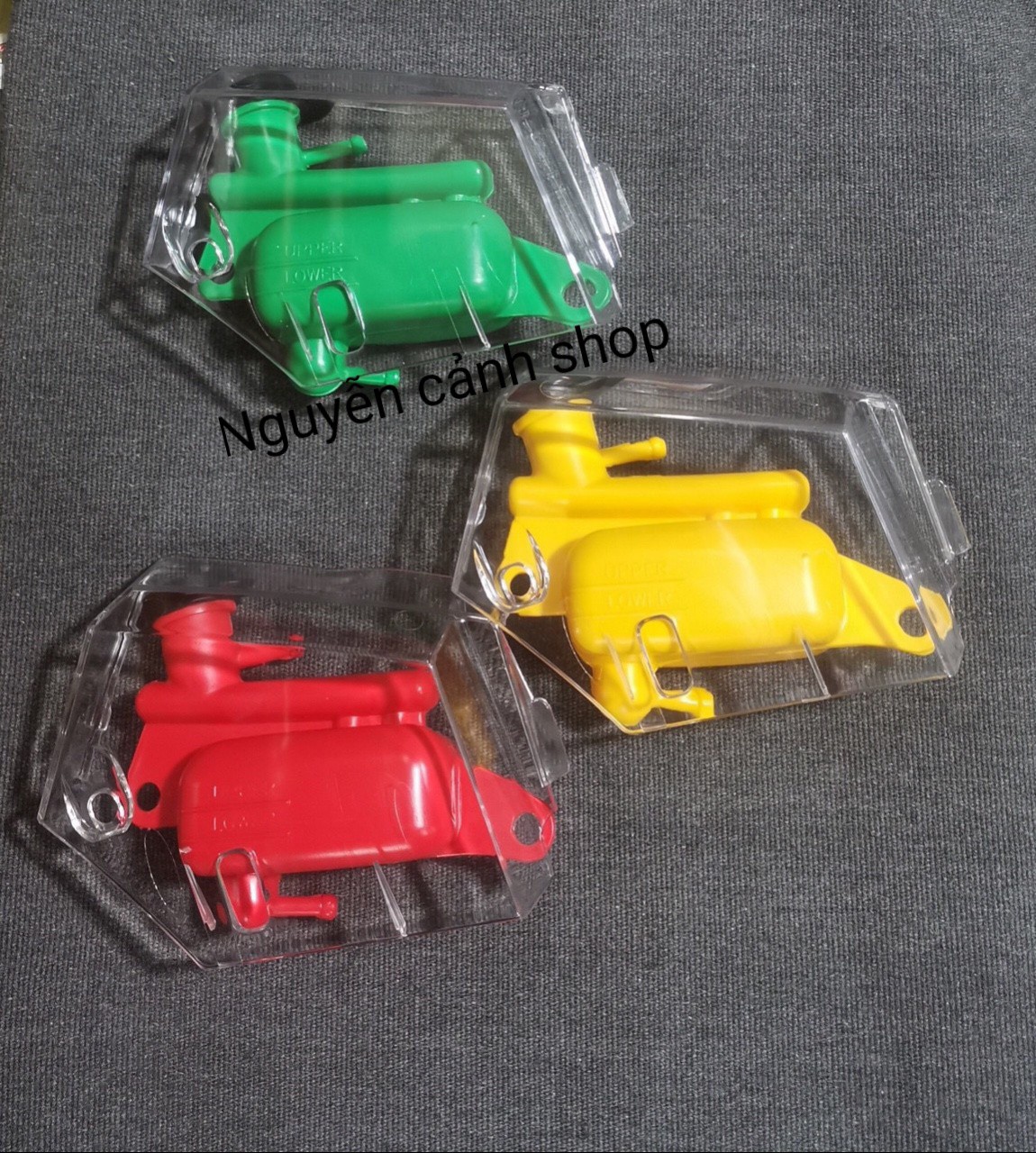 che nắp bình nước màu xe vario airblade 2 món