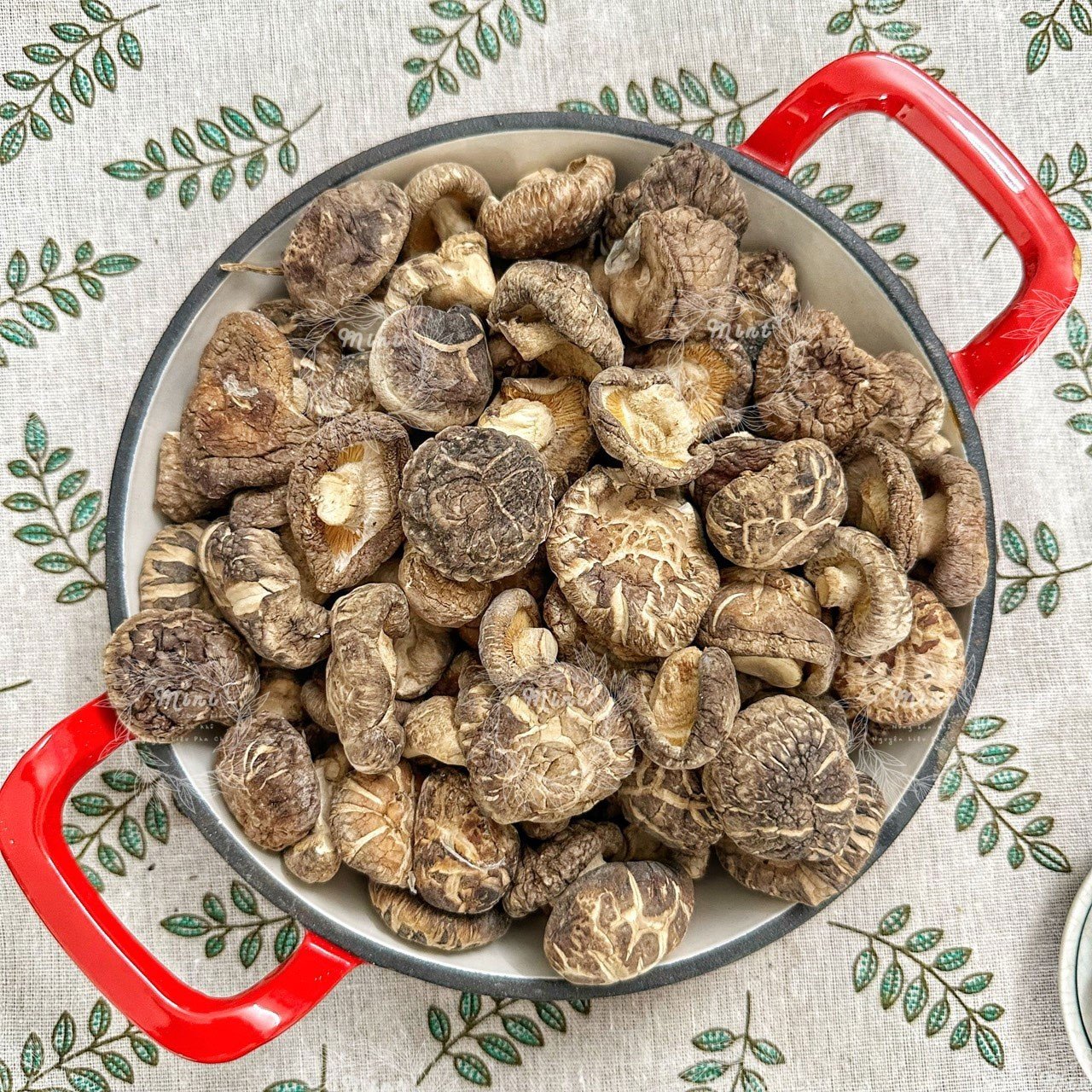 Nấm Đông Cô Khô (Nấm Hương Sấy Khô) size 4 phân - Túi 100gram