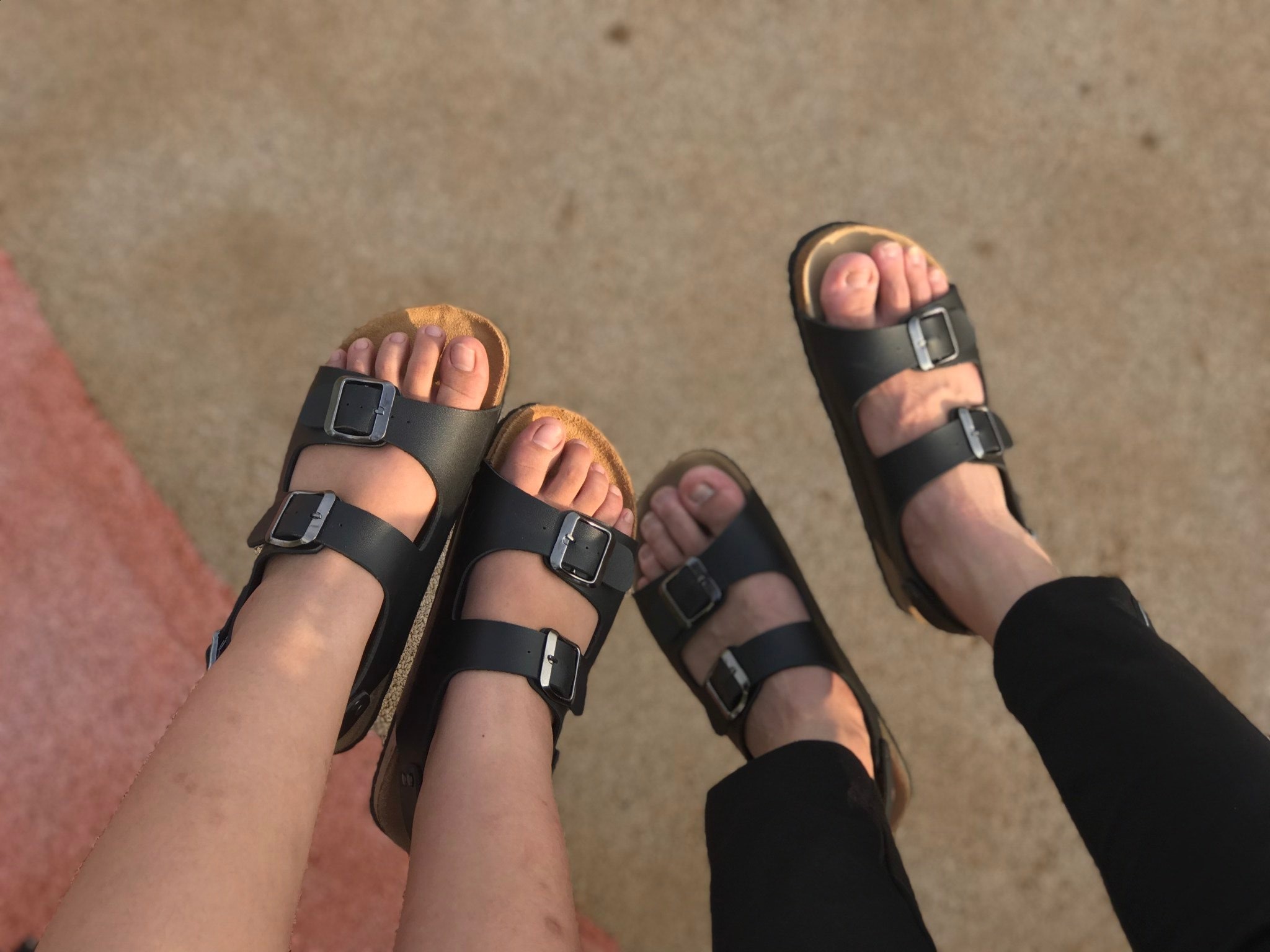 Giày Sandal Đế trấu Unisex 2 khóa da pu đen