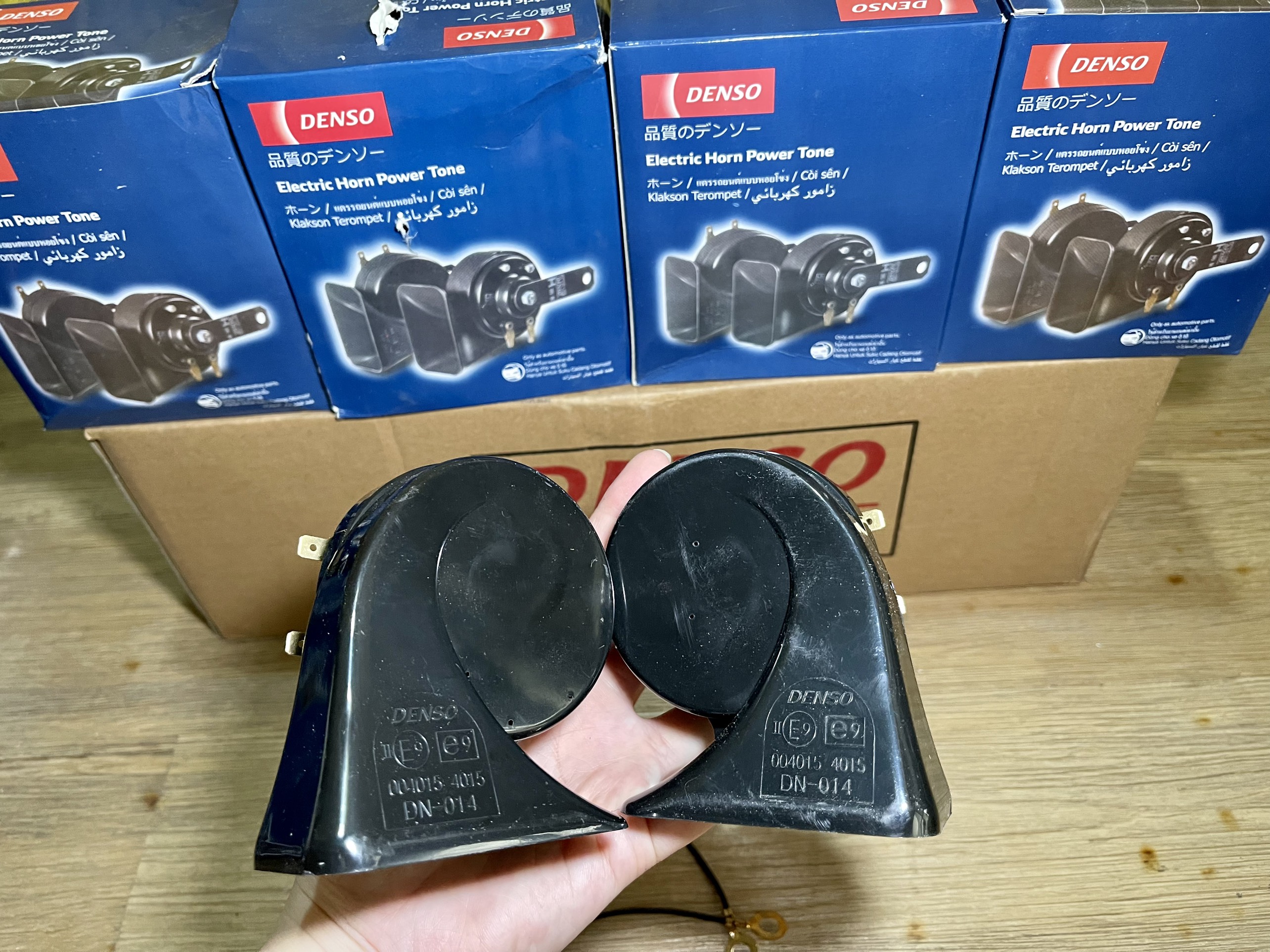 KÈN SÒ (CÒI) DENSO 12V