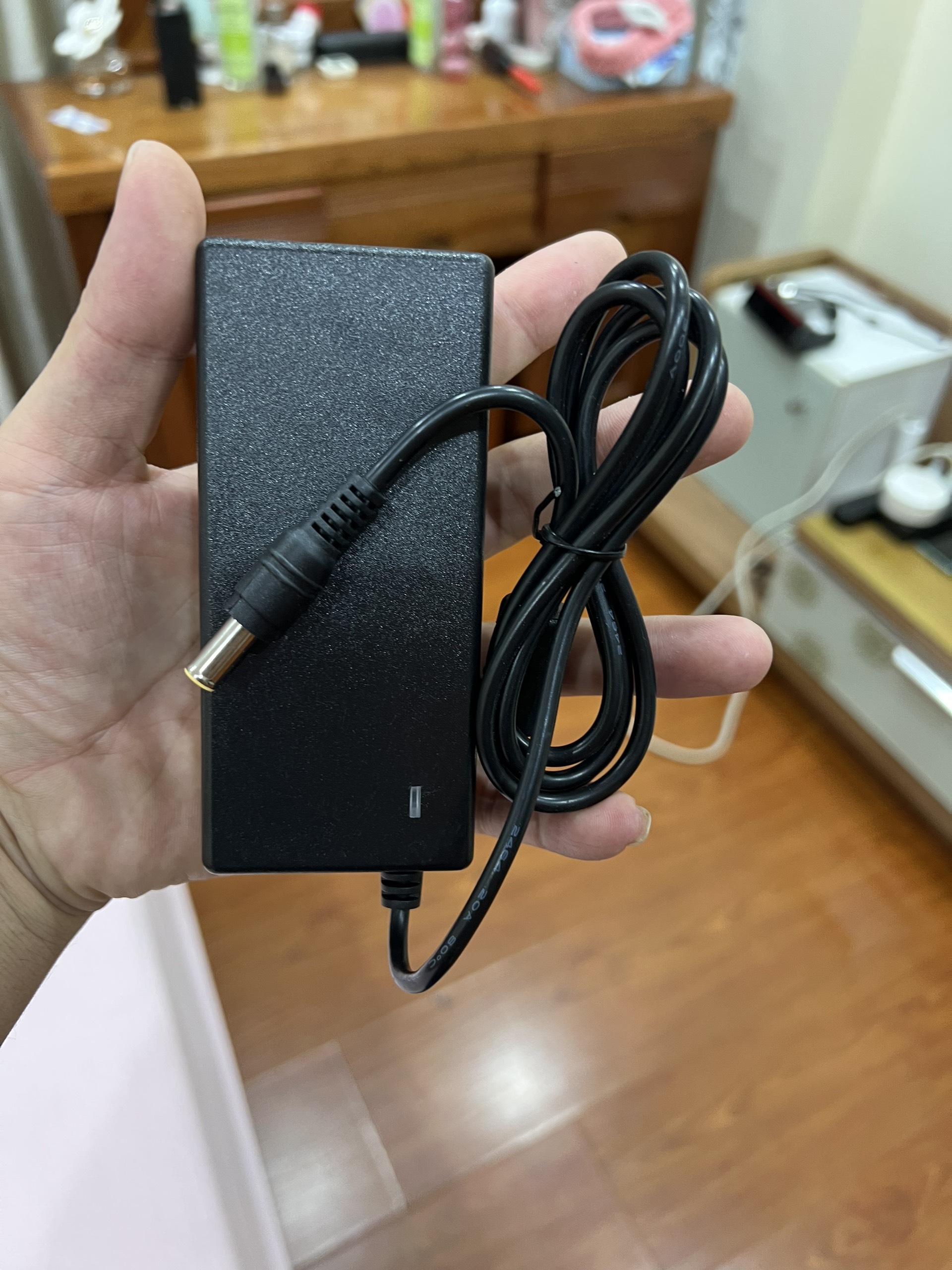 Adapter nguồn màn hình samsung 14v 1.43A