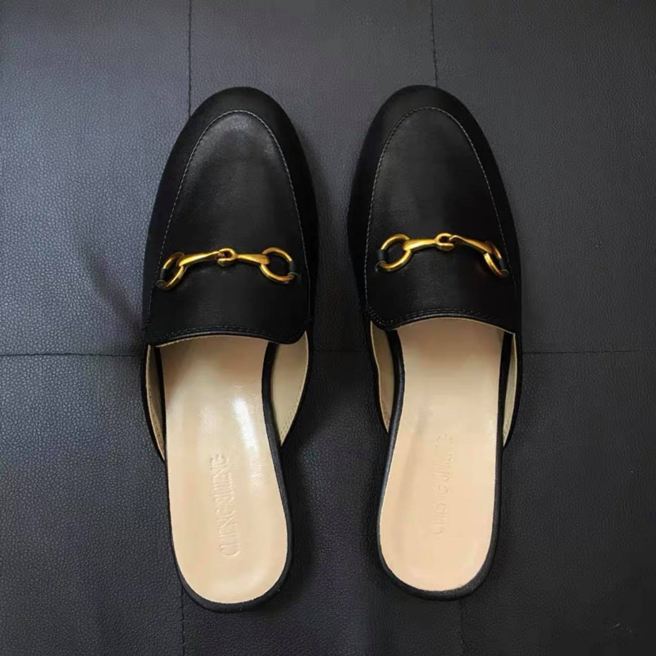 Sục da lỳ xích trơn đen nam
