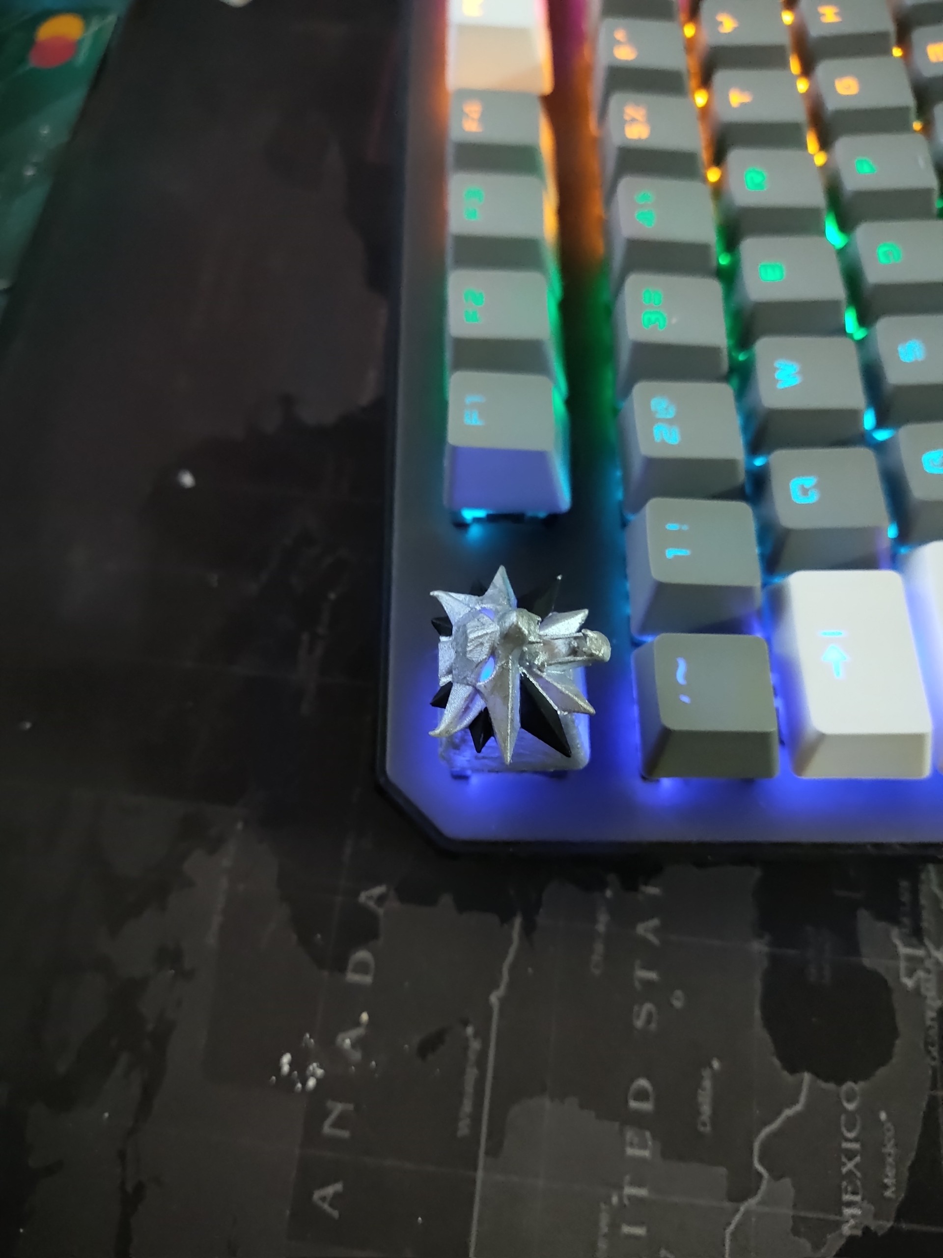 [HCM]The Witcher artisan keycap