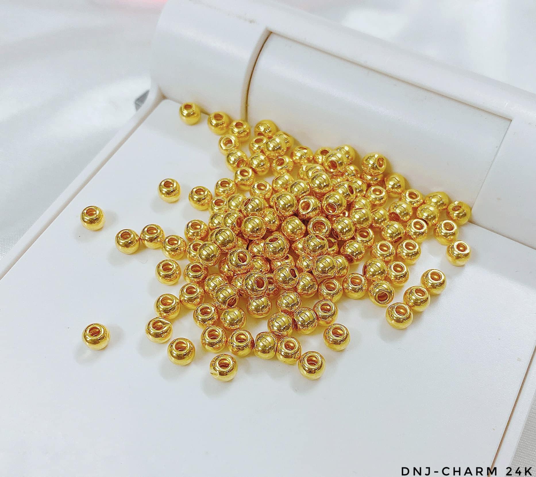 Charm sen Vàng 24k