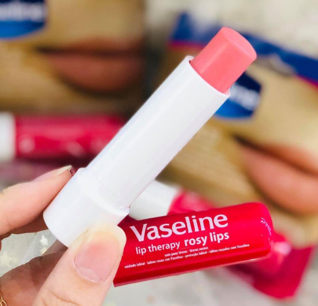 Son Dưỡng Môi Dạng Thỏi Vaseline Lip Therapy 4,8g