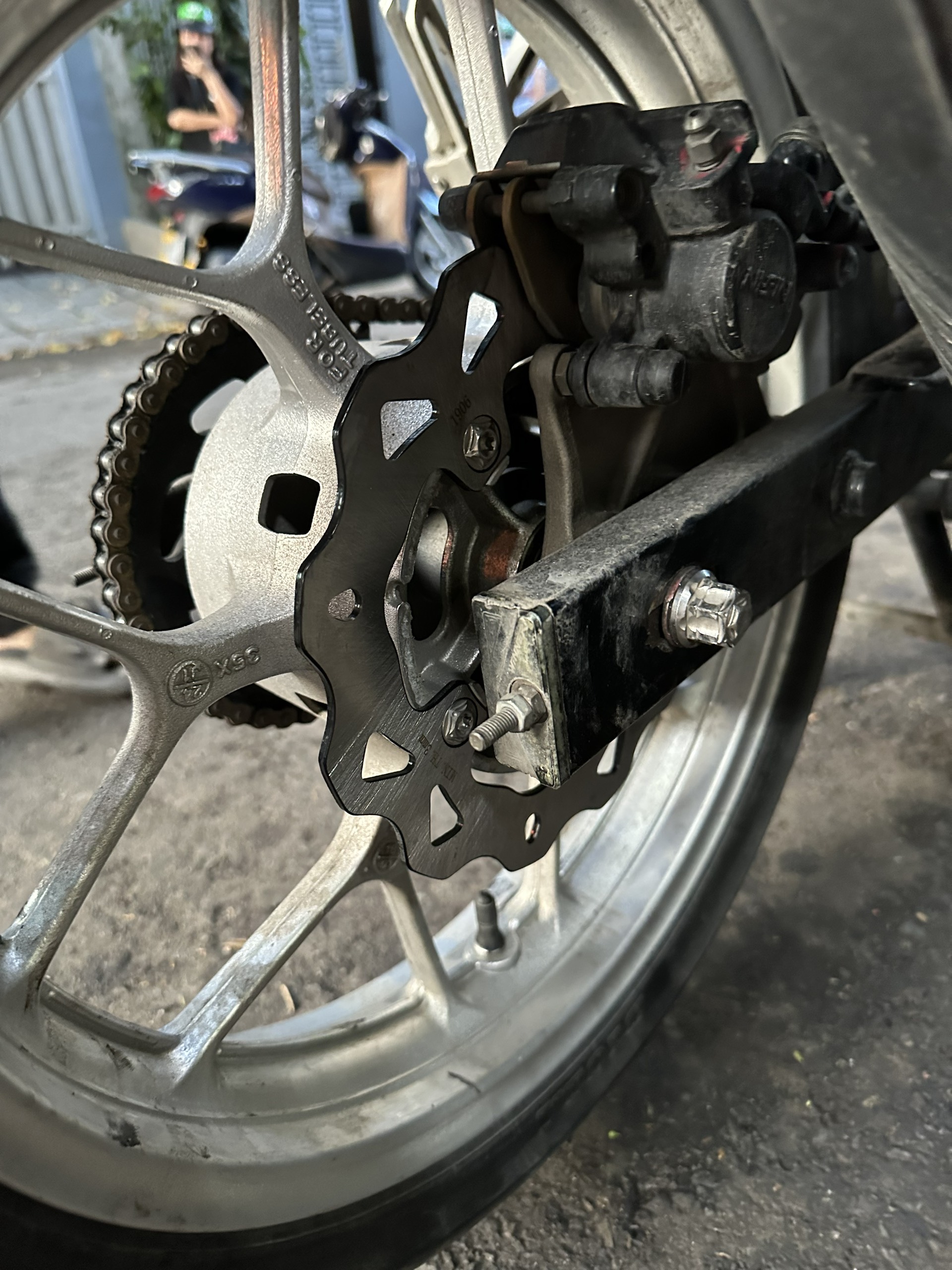 CẶP ĐĨA THẮNG X1R CHO HONDA WINNER V1/ WINNER X