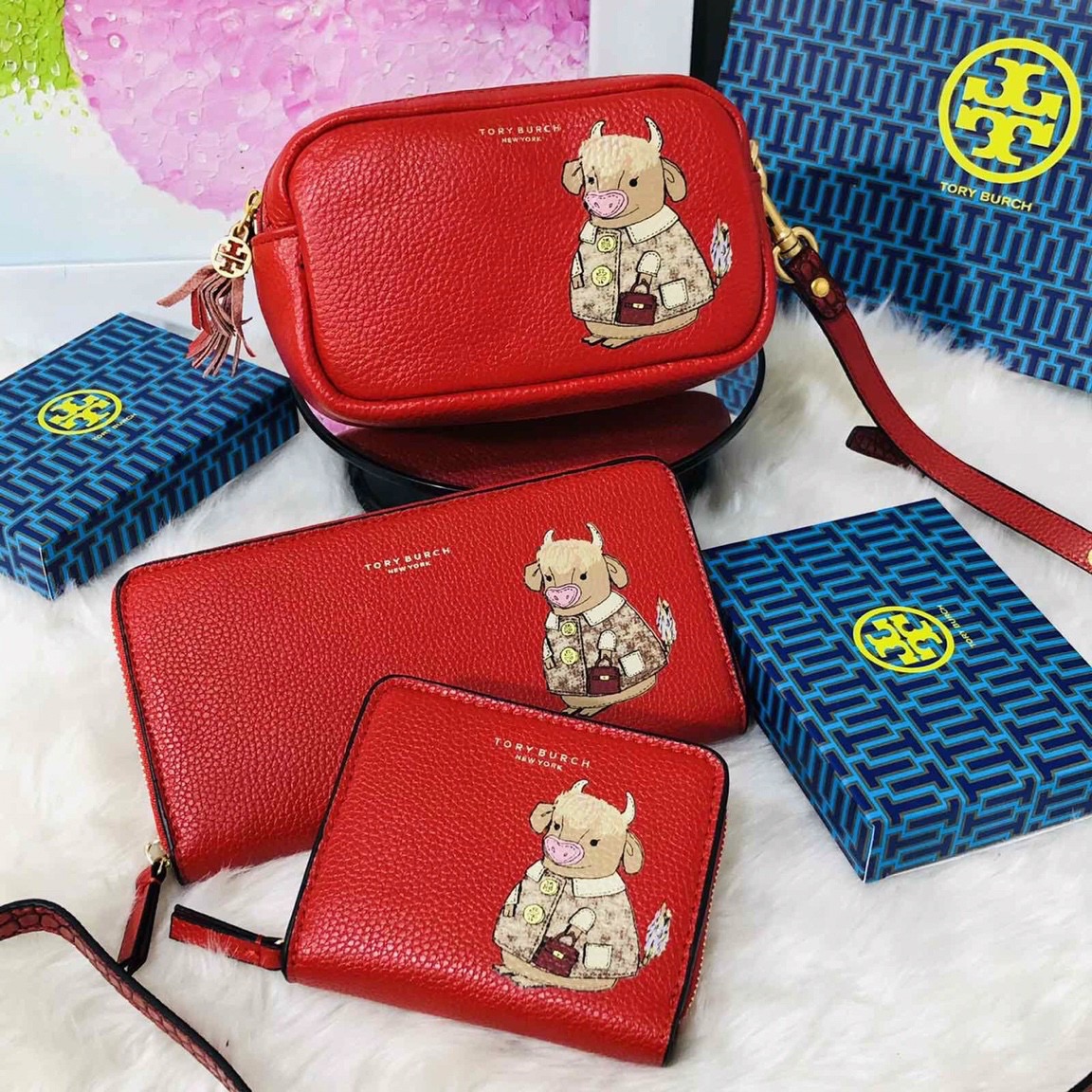 Ví nữ mini Tory Burch - Đỏ lộc Trâu Vàng