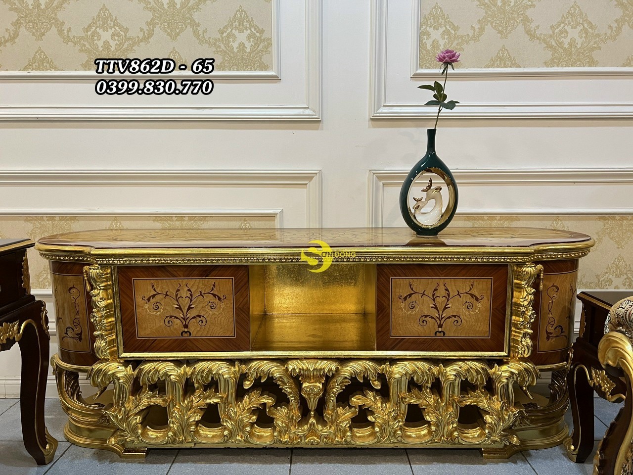 Tủ tivi cổ điển Lusso