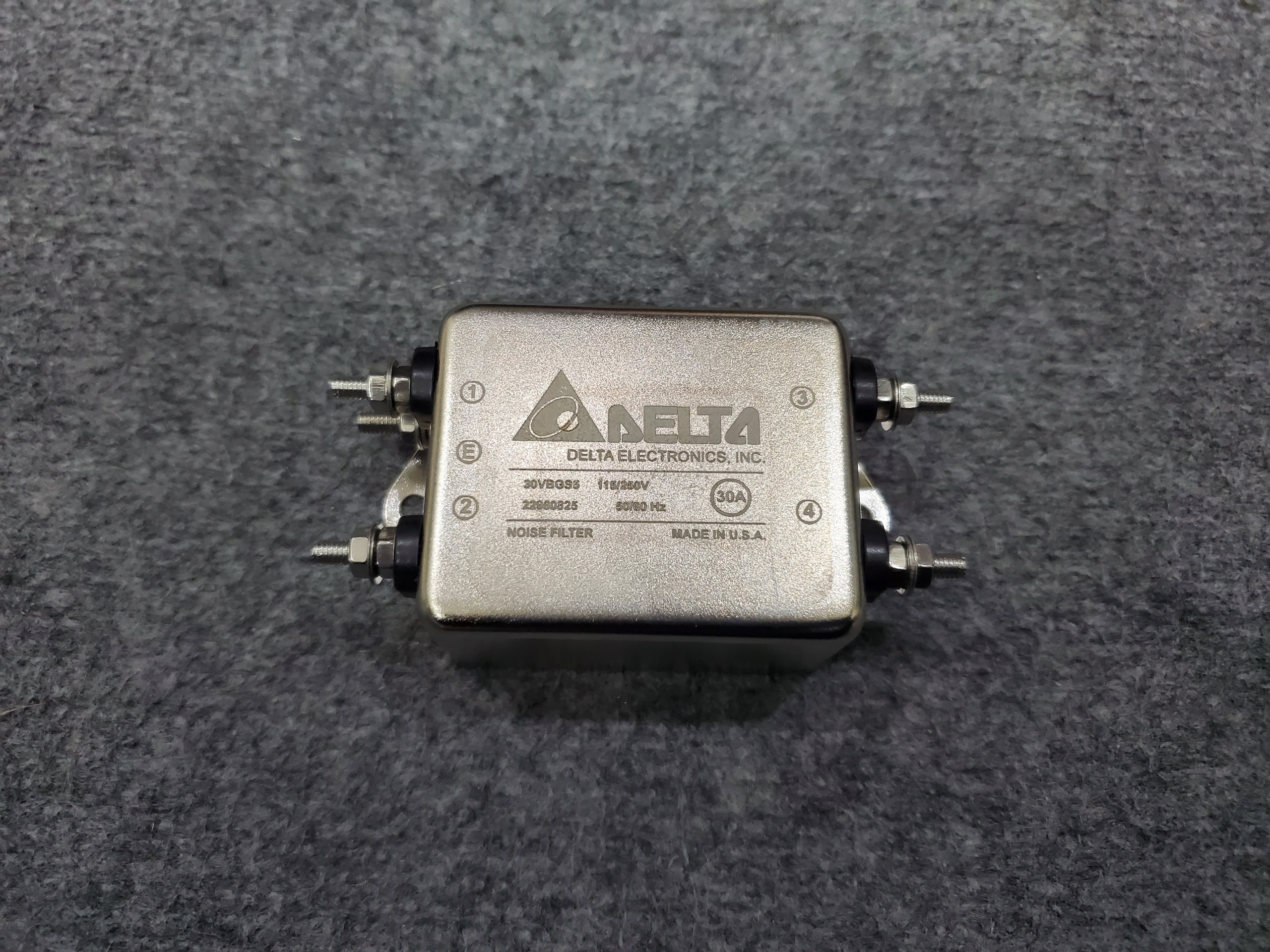 Lọc Nguồn Hai Tầng Delta 30A Mỹ