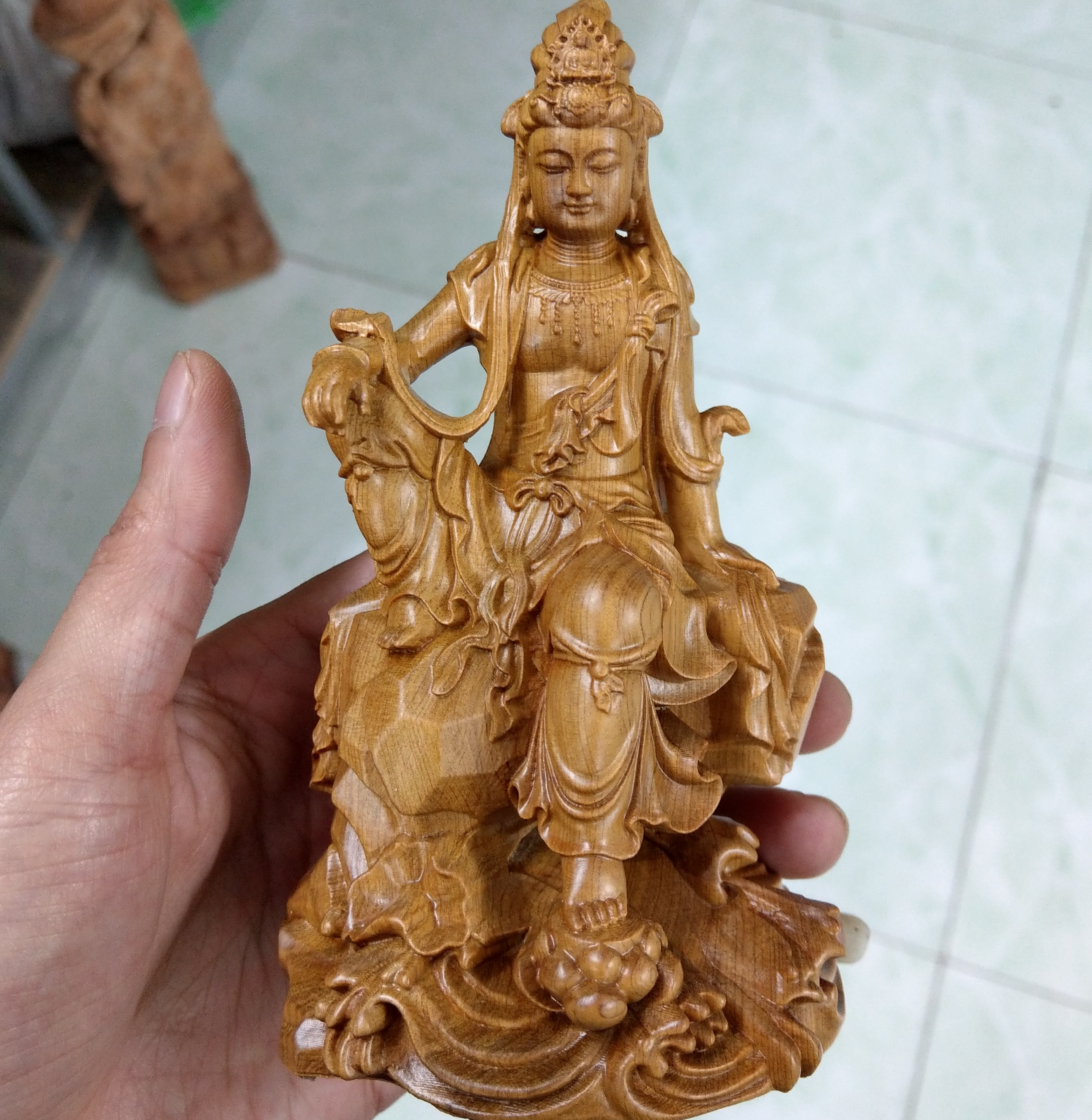 Phổ Đà Bồ Tát - Tượng Phật Để Ô Tô - Cao Cấp - Cao 15cm