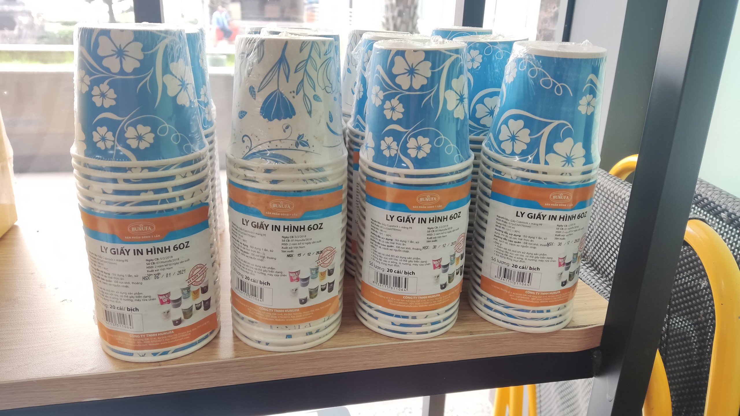 Ly giấy có in hình hoa Hunufa  6oz